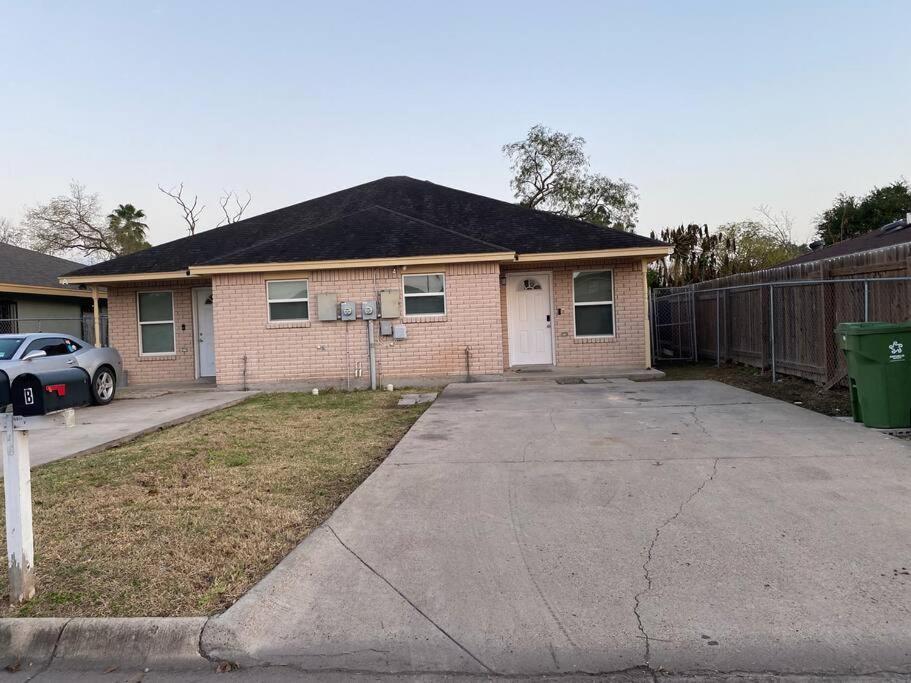 Cozy Boca Chica Duplex Apartment Brownsville Exterior photo